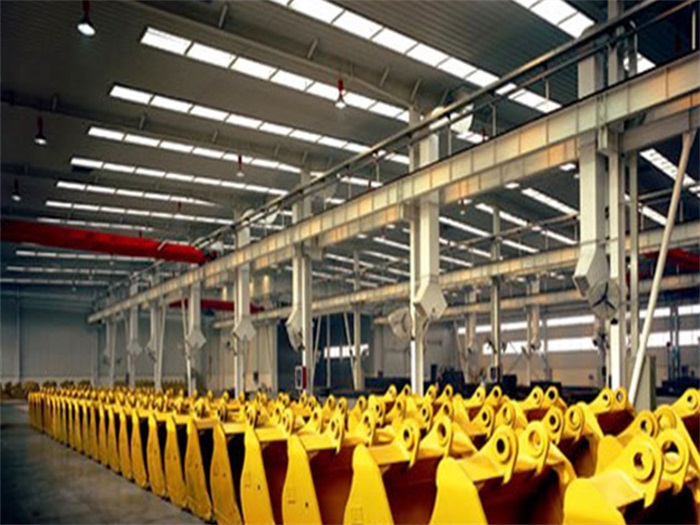 迪庆徐工集团挖掘机装配车间