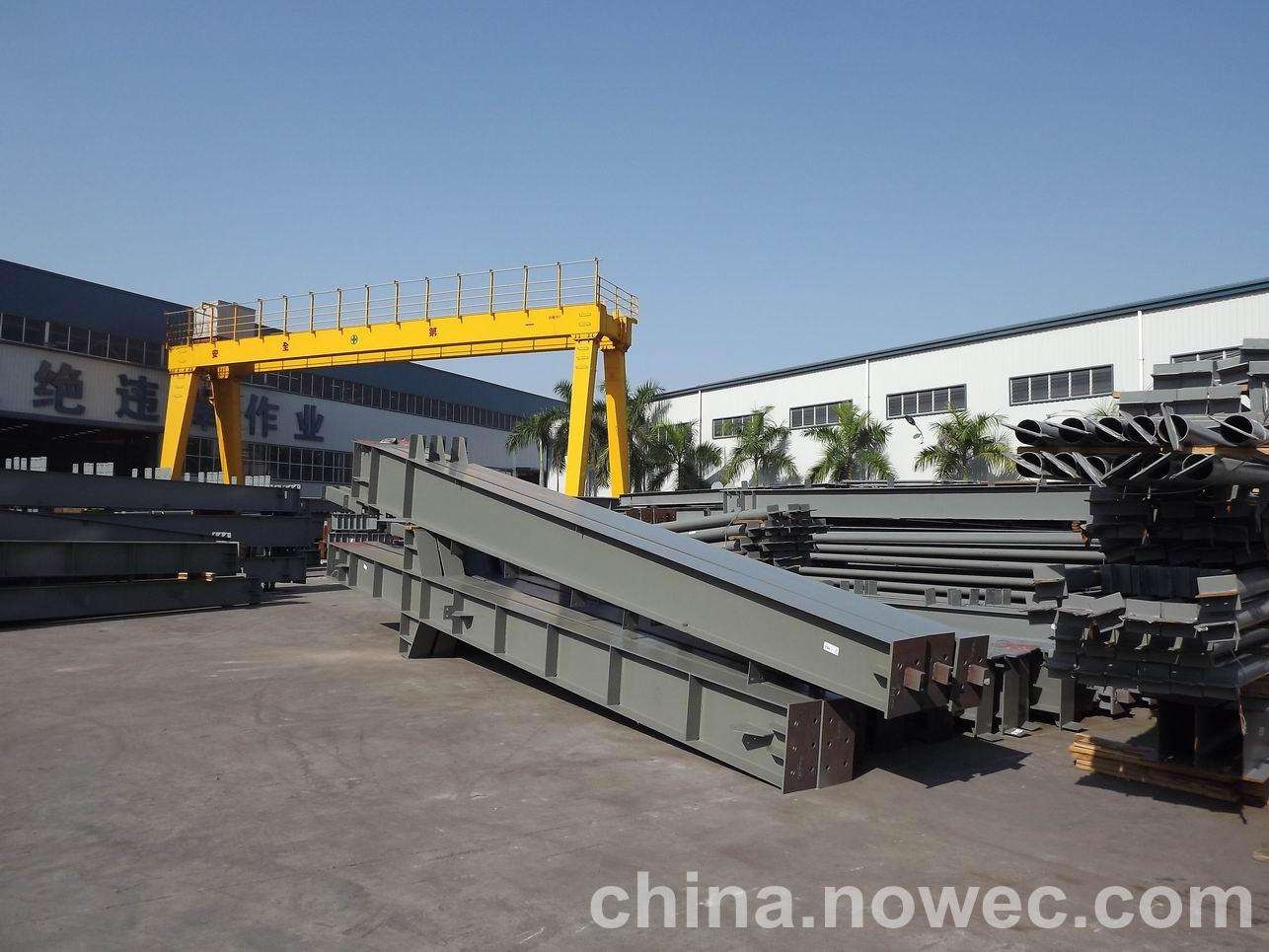 迪庆网架工程中的分条(分块)吊装法